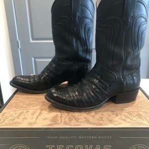 Tecovas Dillon 9.5D Black Caiman boots